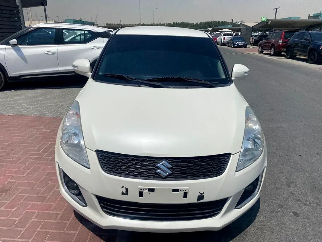 Suzuki Swift 2016 — photo 1 of 10