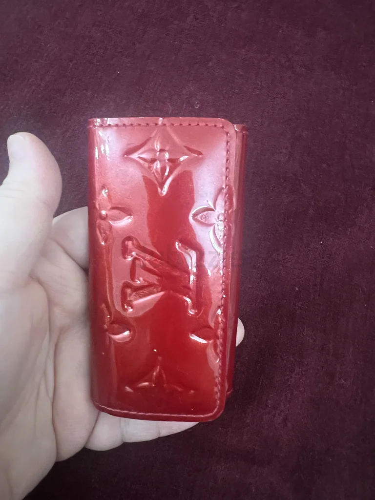 حالة مفاتيح لويس فويتون الفيرنيس629316710776341124