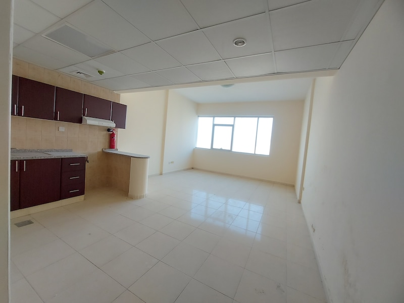 Studio Available just 17500 Only al Nahda Sharjah Call Naveed