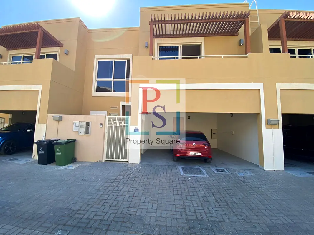 HOT DEAL..! LUXURIOUS 3 BEDROOM! BRILLIANT LIGHTING!