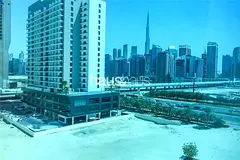 Multiple Offices| Ready To Move| Great Location