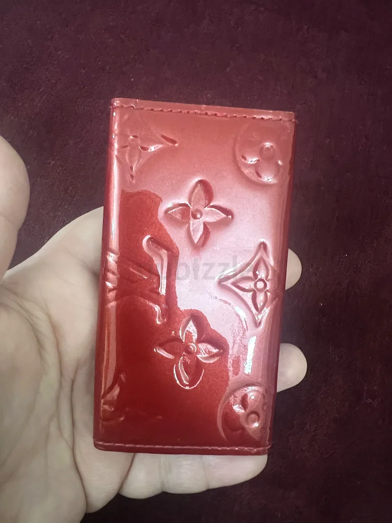 حالة مفاتيح لويس فويتون الفيرنيس62931671077634113