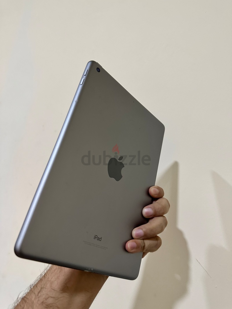 Apple iPad 6th Generation 32GB iOS 16.4.1 | dubizzle