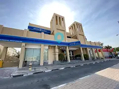 Good Location I Huge Size I Retail