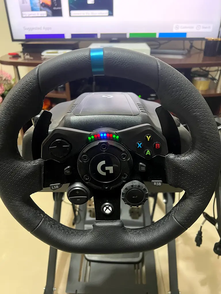 CLEAN!!!!! G923 steering wheel + shifters + pedals + stand