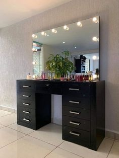 dresser with gossy finishing and mirror