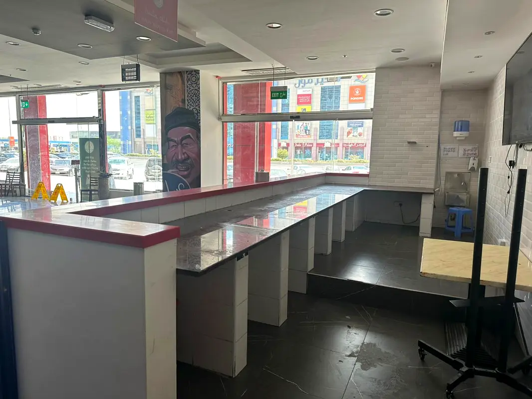 Spacious Restaurant For Sale In Al Taawun  Sharjah   700K