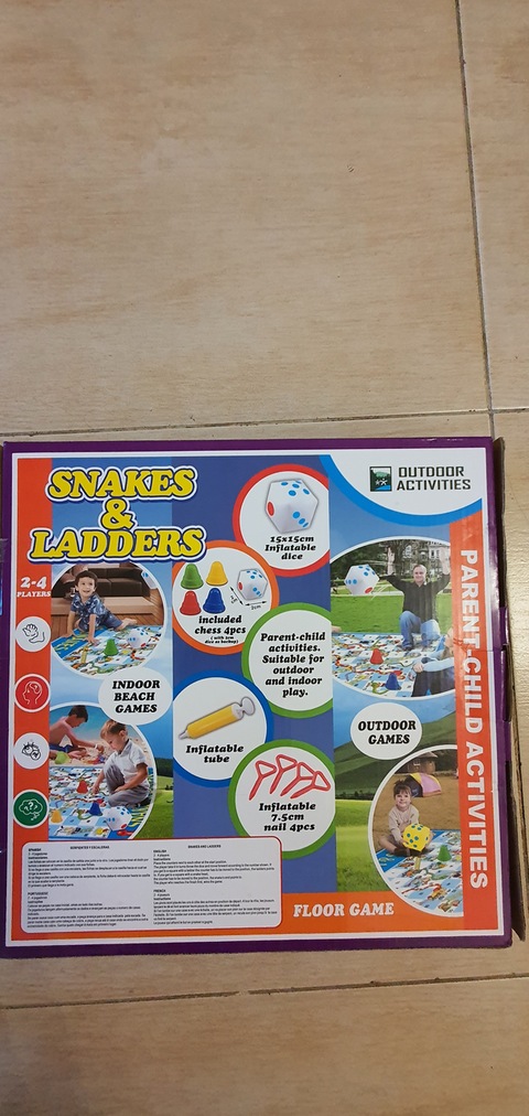 Snakes and ladders mat Aed 20