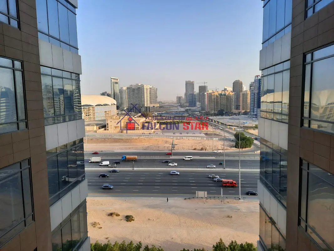 SCENIC GOLF VIEW l FULLY FITTED - RENTED TO A NURSERY l GOOD RETURN