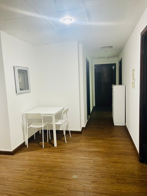 Executive bachelor small partition Room available in Qusais near Stadium Metro @1000