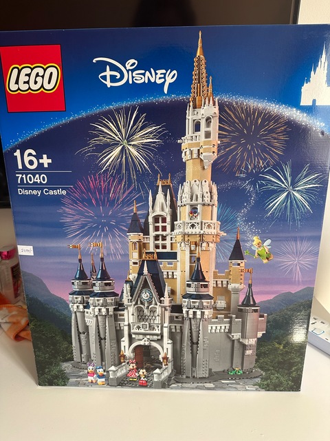 Lego set Disney castle for sale - unopened