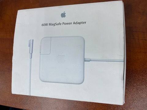 Apple 60W Magsafe Power Adapter (MC461LL/A) White
