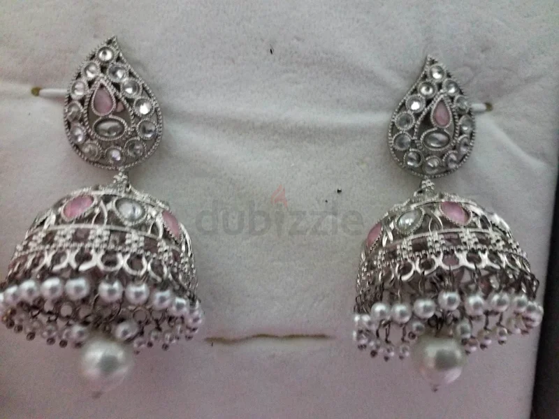 Silver earrings632326476817941113
