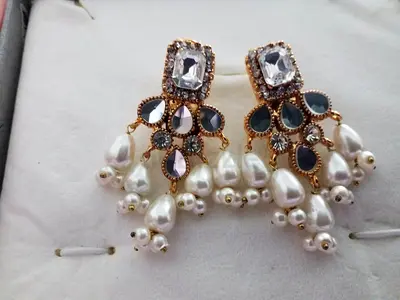 Pearl earrings