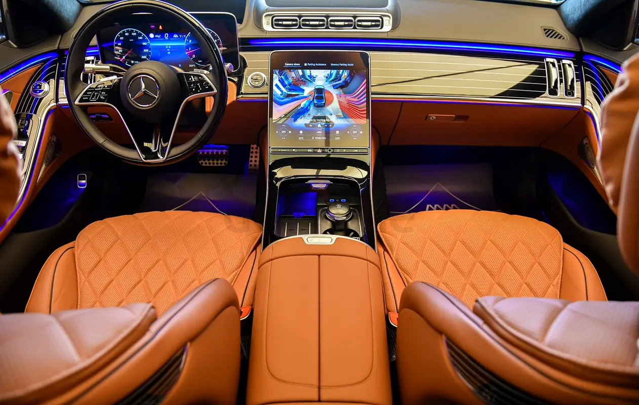 MercedesBenz S 580 2023 //Panoramic Roof //AMG Package //Interactive