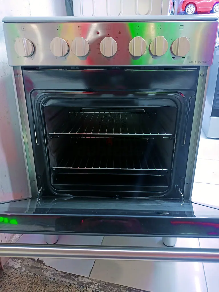 bompani ceramic cooker