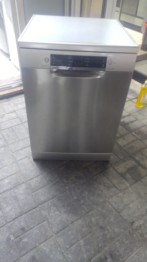 I want to selling dishwasher boucsh brand series 4 latest model neat and clean inside out side perfe