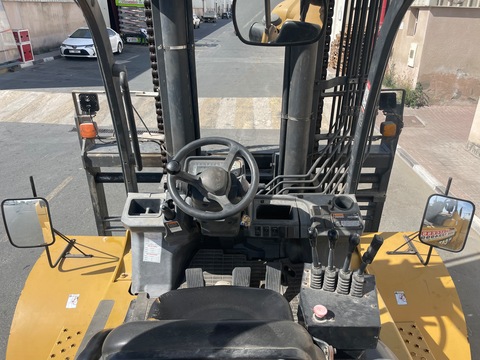 Forklift 15ton cat 2020