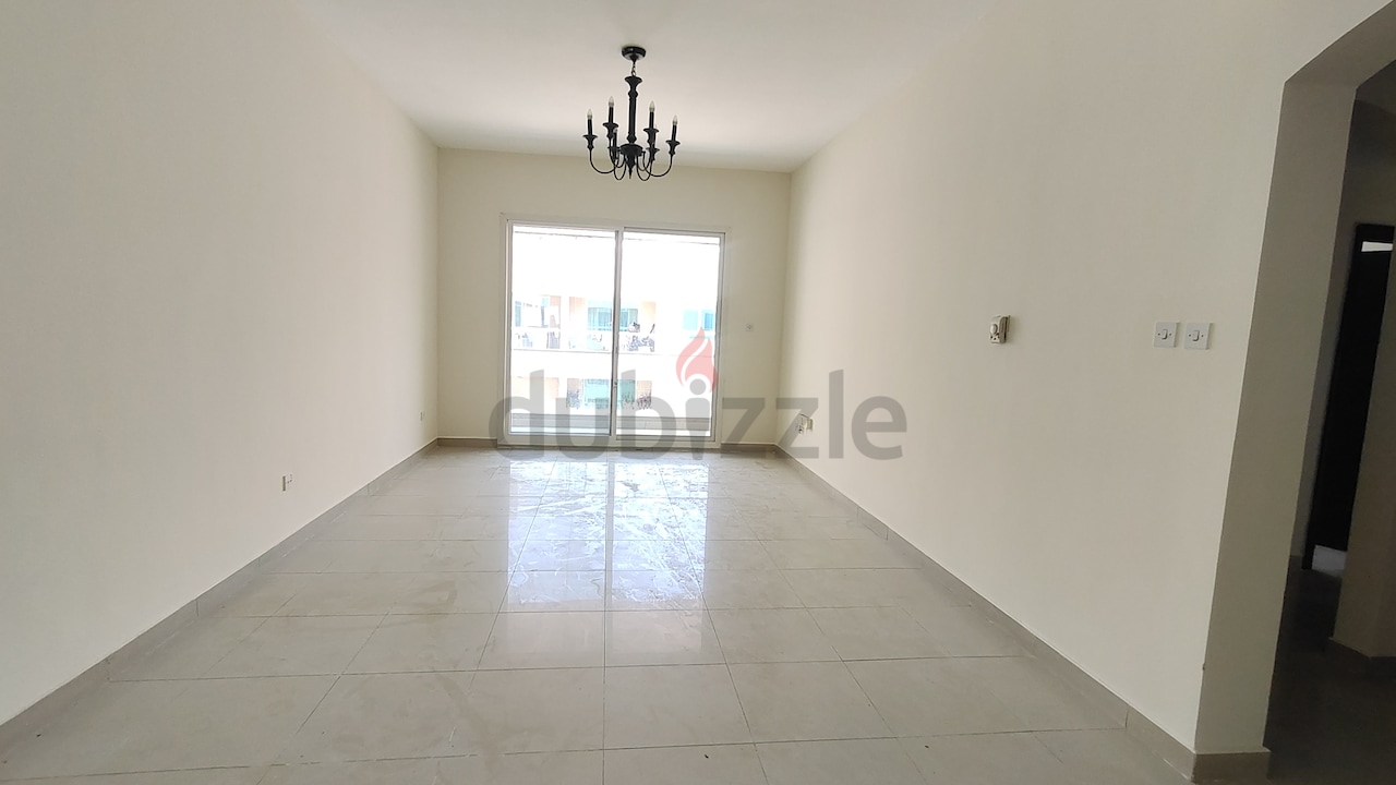Huge Elegant 2-bhk In Just 50k Near Al Qiyadah Metro Station With Balcony Ready To Move Call Now