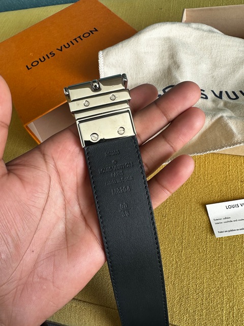 Men’s Louis Vuitton Belt - M/L - (Reversible // 2 sides)