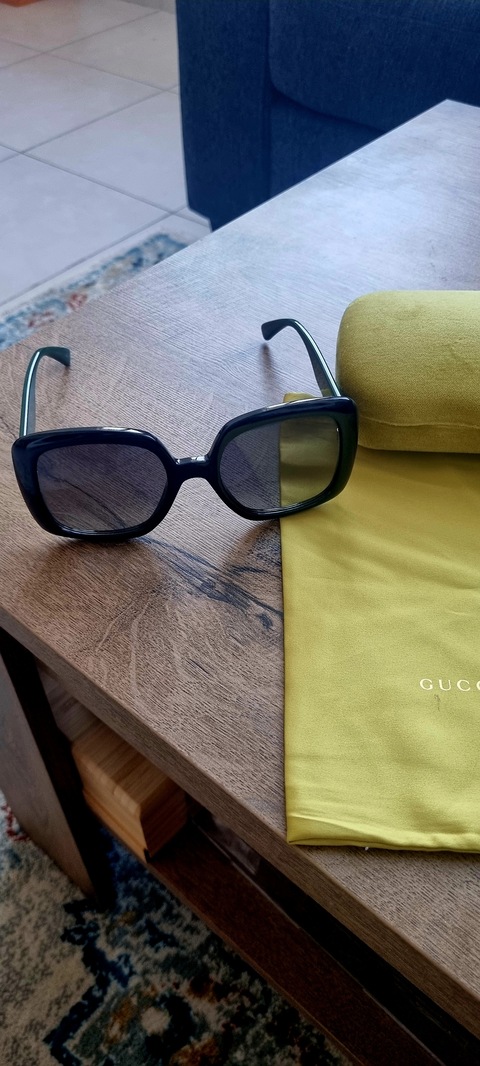 Gucci women sunglasses