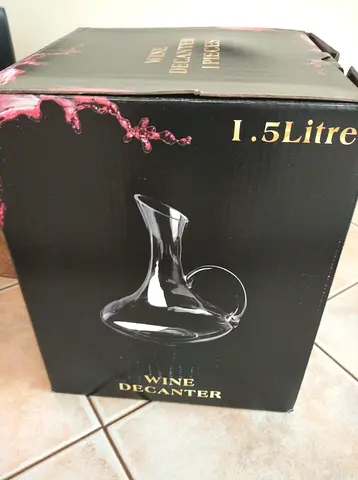 Wine decanter (1.5 litre) - NEW