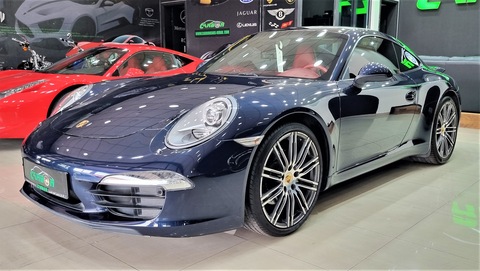 PORSCHE 911 CARRERA 2015 GCC IN IMMACULATE CONDITION FULL SERVICE FROM PORSCHE FOR 265K AED