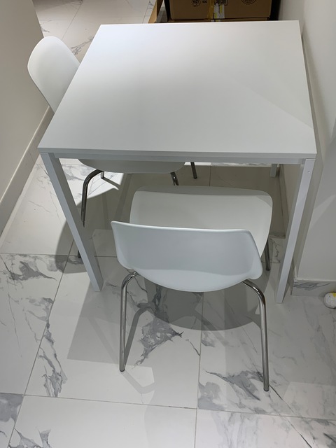 IKEA white table 75x75 + 2 chairs - brandnew -