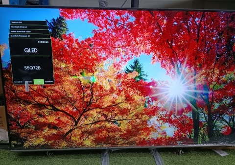 Samsung 55QLED 4k SAMART TV New 2022