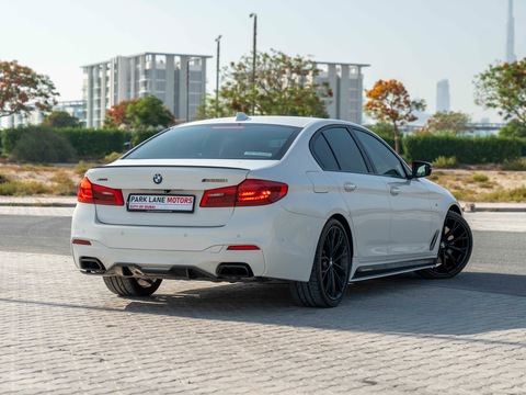 AED 2,988 PM • FLEXIBLE DP • M550i X-DRIVE • BMW WARRANTY AND SERVICE CONTRACT