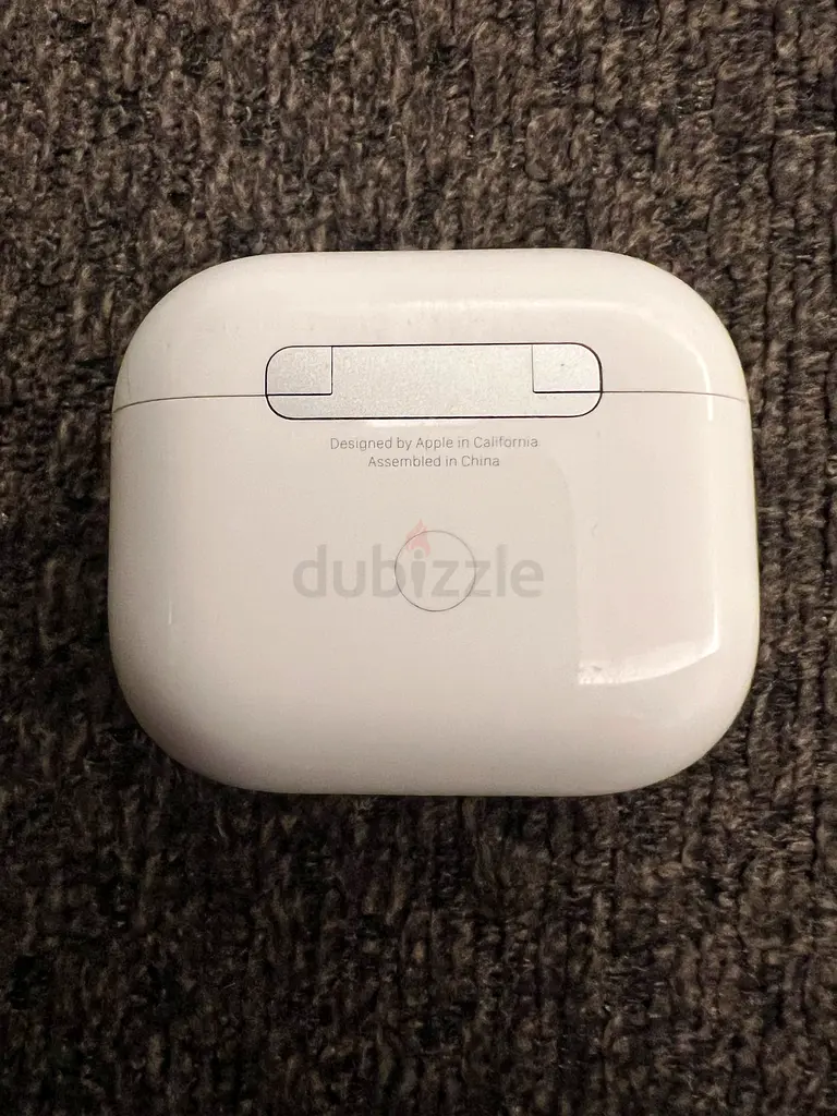 Airpod 3rd Generation Charging Case + Left Earbud