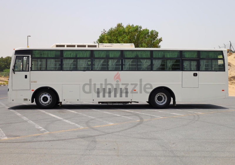 2016 Ashok Leyland Falcon 66-Seater | Air Conditioning | GCC Specs | Excellent Condition-4