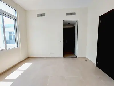 Luxury and bright 2bhk with all amenities □ 12 cheques □ 3 baths□ prime location □ gym pool parking