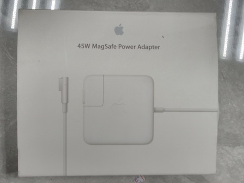 Apple 45W MagSafe Power Adapter (MC747LL/A) White
