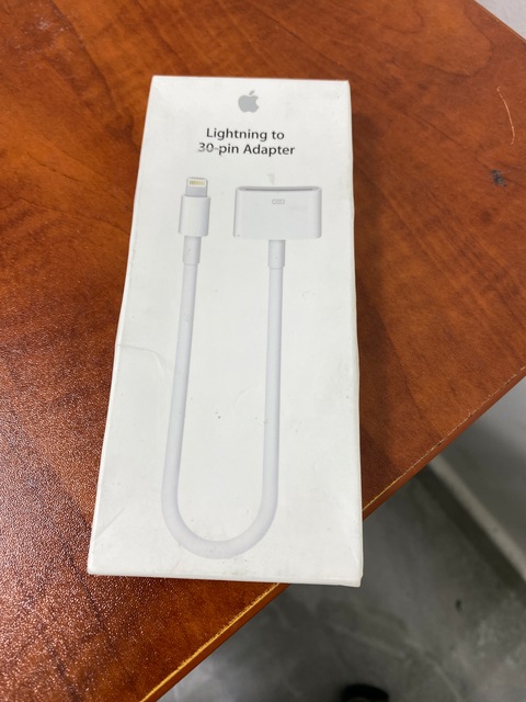 Apple Lightning To 30-PIN Adapter (MD824AM/A) White
