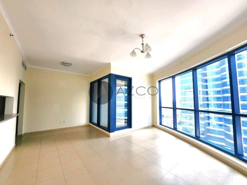 Spacious|Chiller free |Ready to move in | Hot Deal
