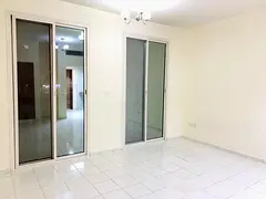 Studio With Balcony For Rent In England Cluster