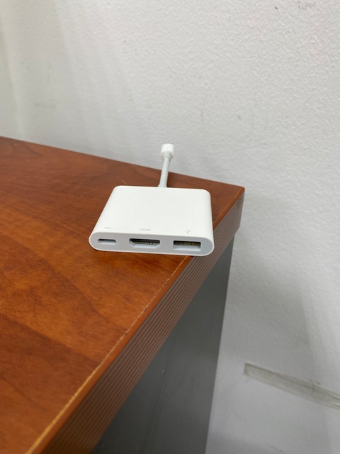 Apple USB-C To Digital AV Multiport Adapter White