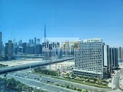 Fully Fitted Offices With Glass Partitions In Business Bay