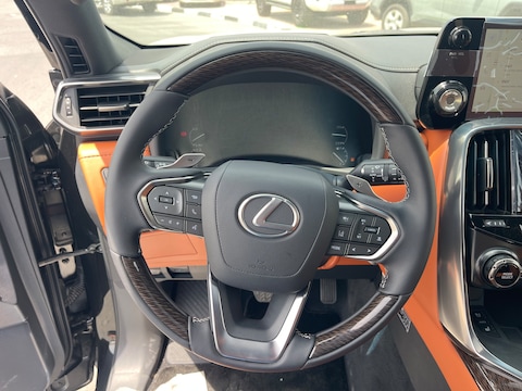Lexus LX600 VIP 2023