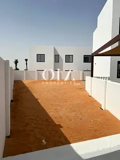 A Wonderful Apartment With A Great Area Of Land