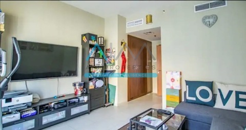 Spacious Big Size 2BHK | Vacant On Transfer | Villa View