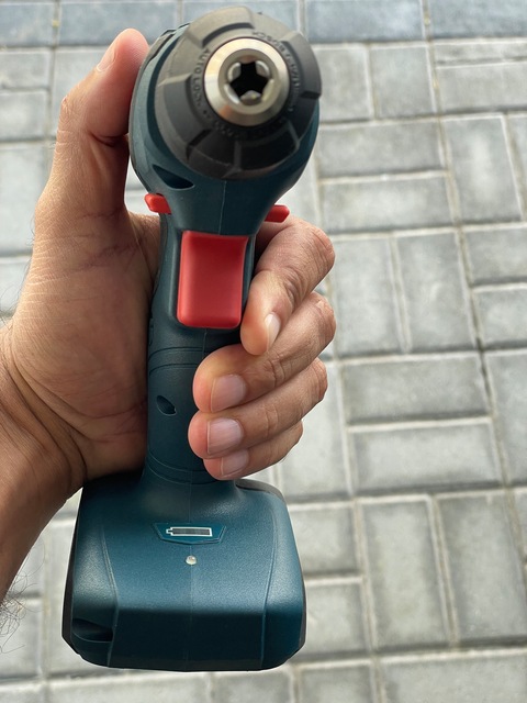 Bosch 10 V screw driver driller for home use