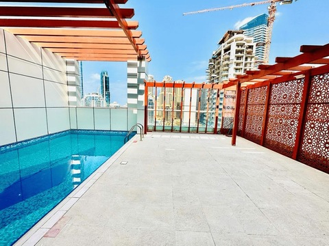 5 BR Penthouse Private Rooftop Swimming pool