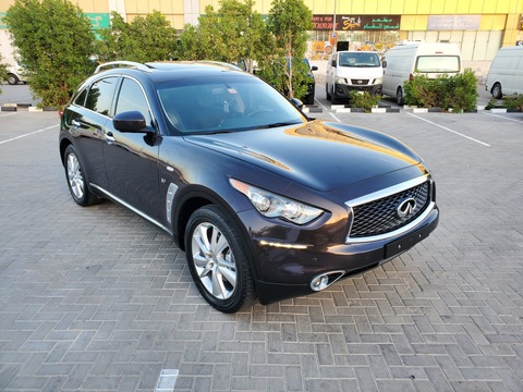 2017 Infiniti QX70 Gcc FullOption in Excellent Condition (Bank Finance also Available)