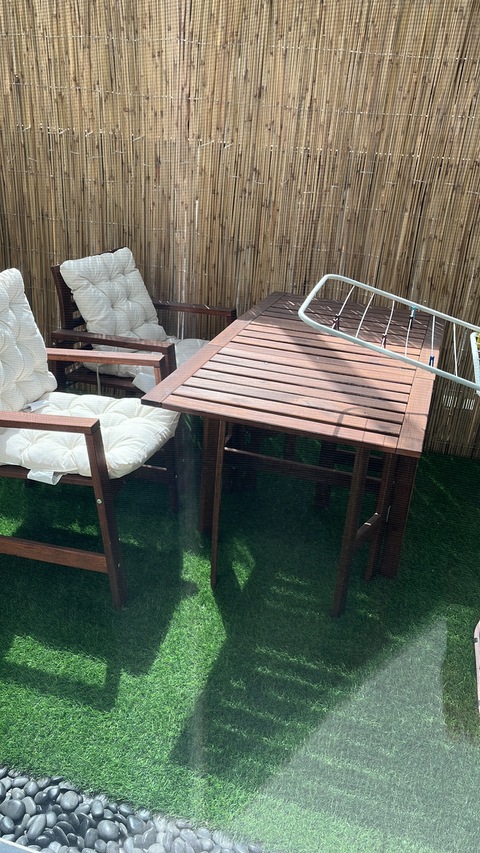 Ikea outdoor table set with collapsible table amd comfortable chairs