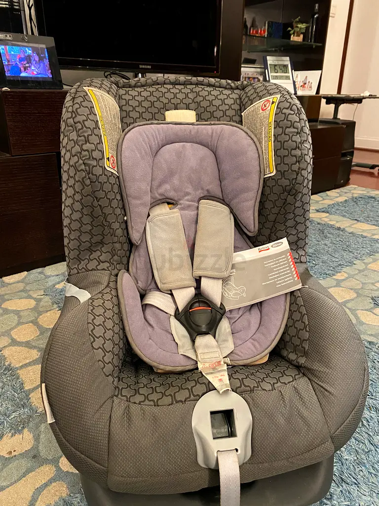 Infant / kid car seat Britax Romer ( 0 kg to 18 kg) upto 4y