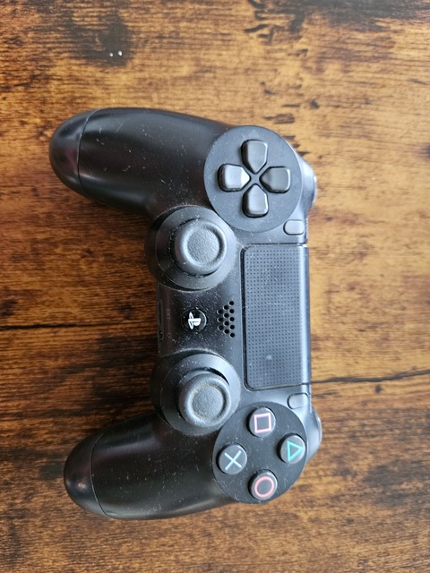 Ps4 slim- latest upgrades- and controler