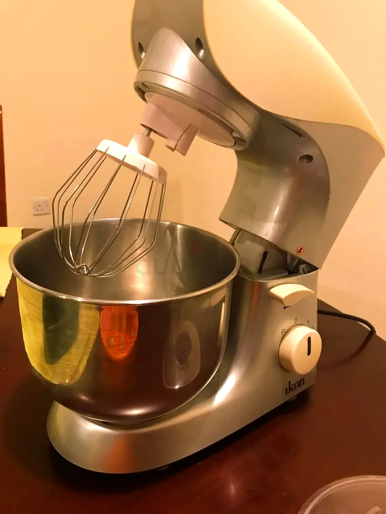 CAKE MIXER FOR SALE !!!!