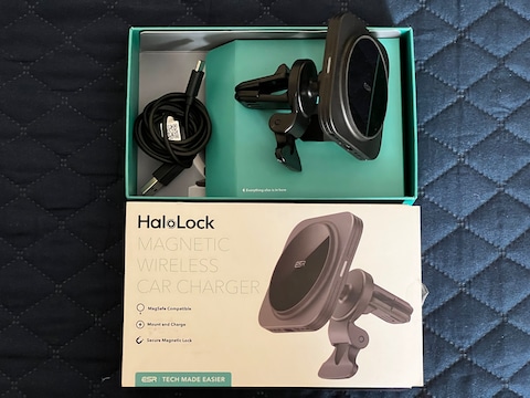 HaloLock Magnetic Wireless Car Charger and Mount